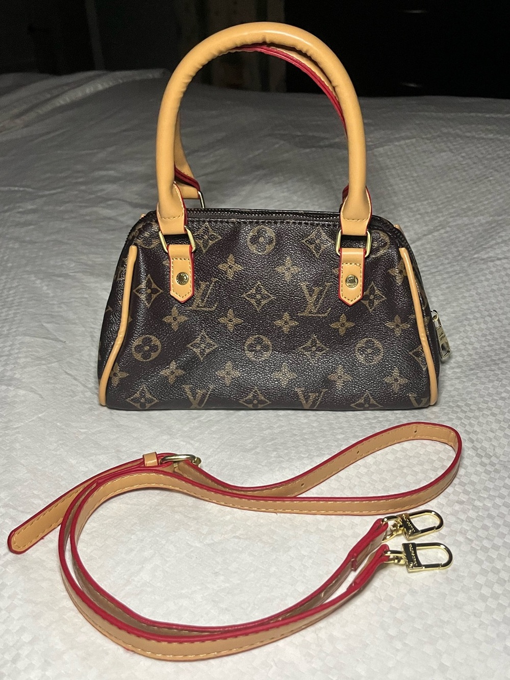 Crossbody purse